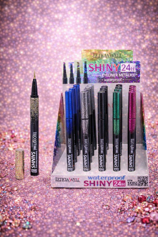 Eyeliners shiny